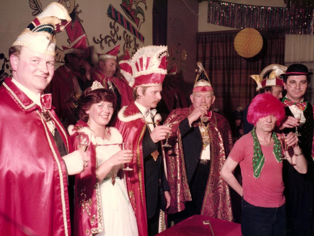 1983