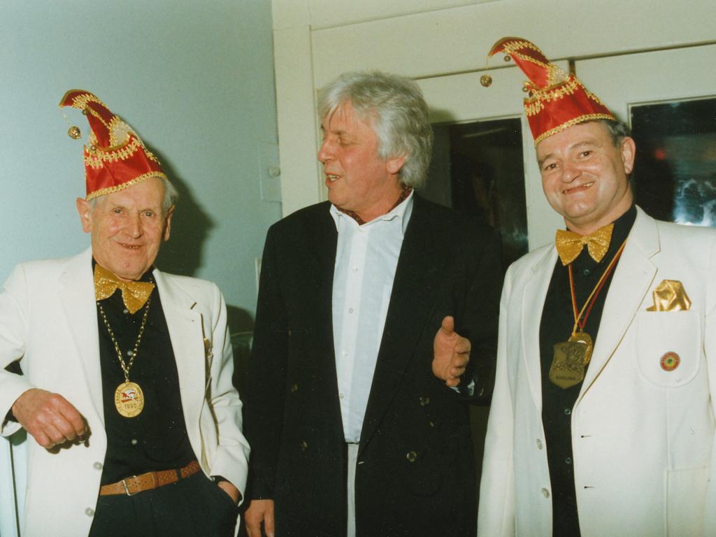 1996